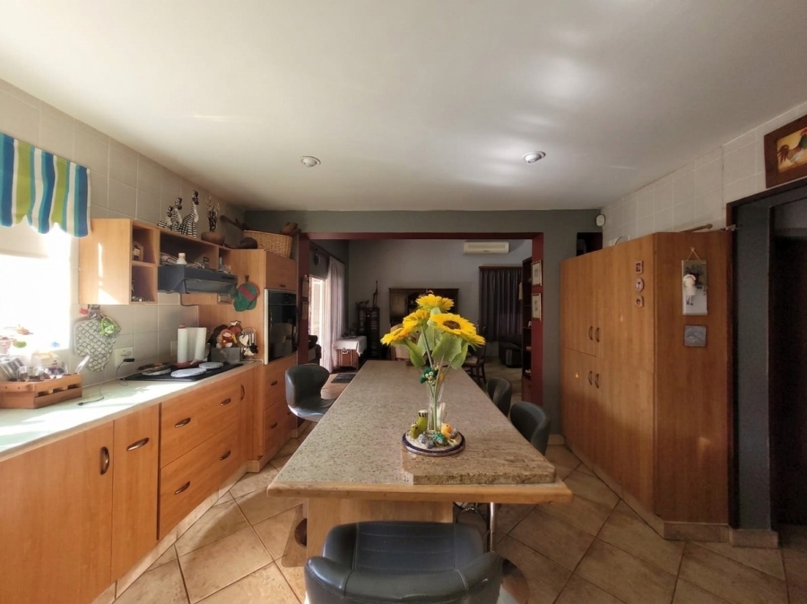 6 Bedroom Property for Sale in Orkney Park North West